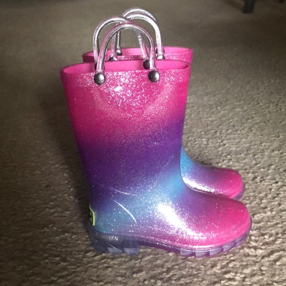 Other - NWOT light up rain boots